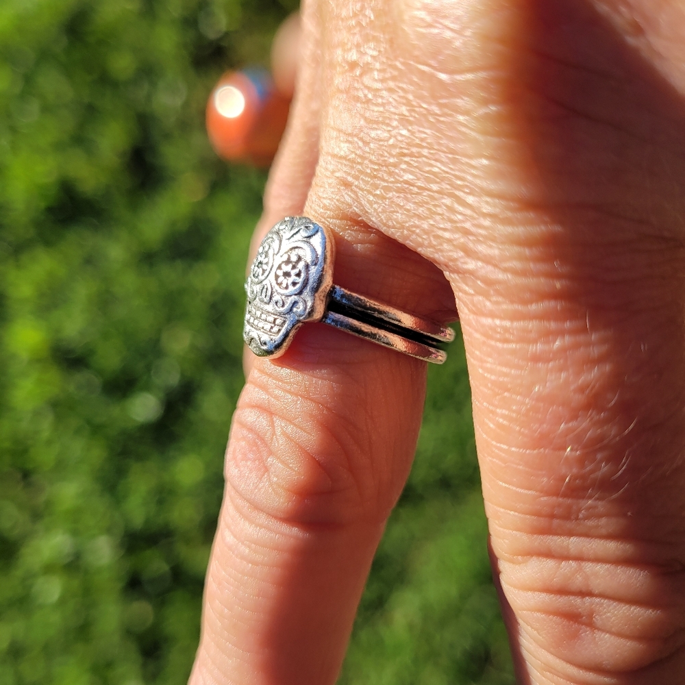 Intricate Silver Skull Ring
